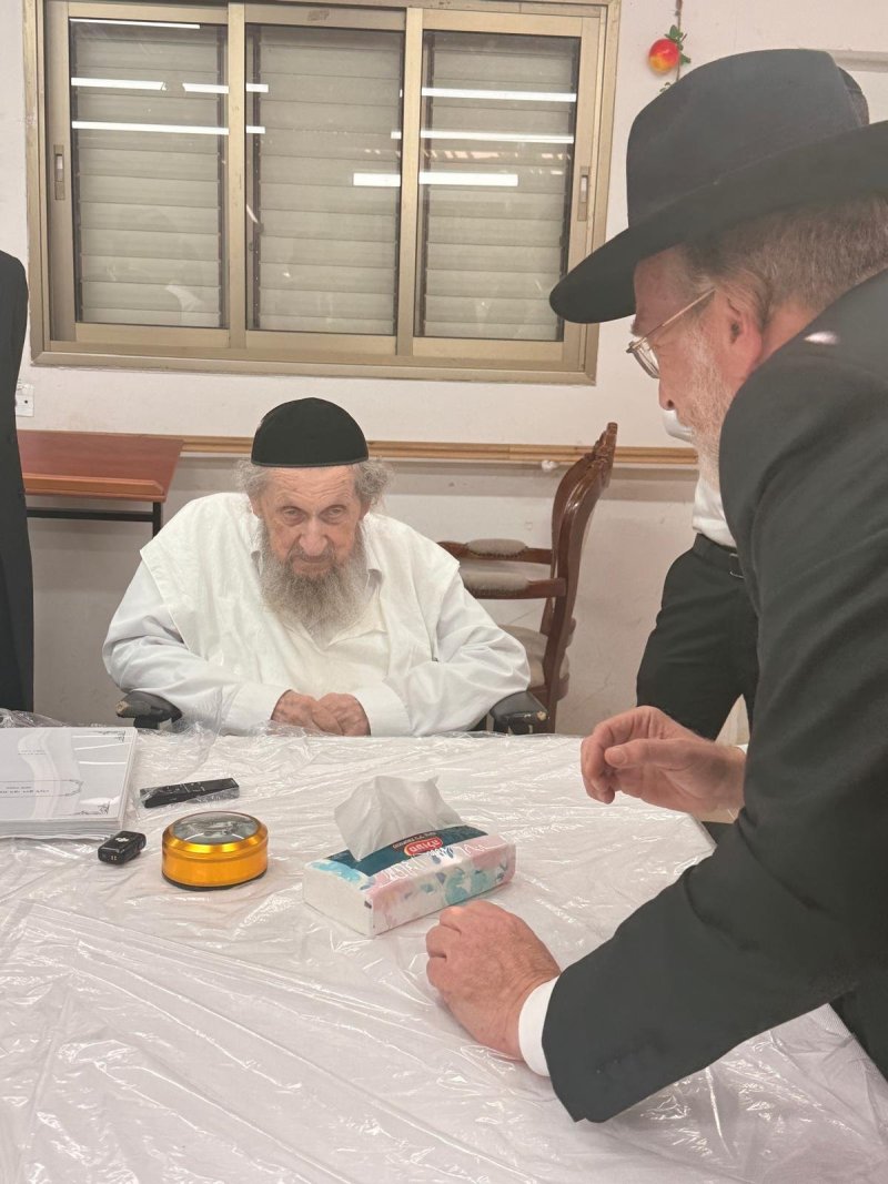 שוקי לרר