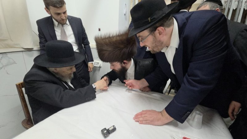 שוקי לרר