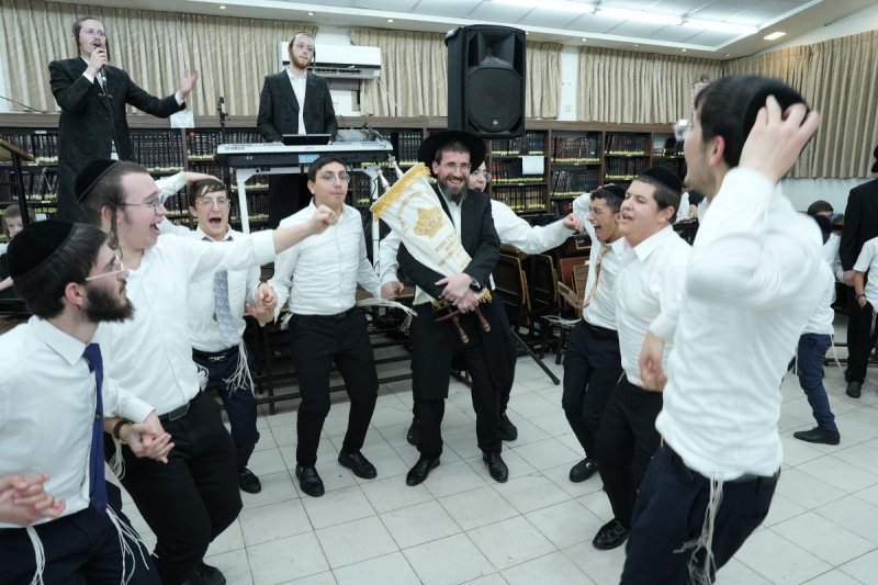 שוקי לרר