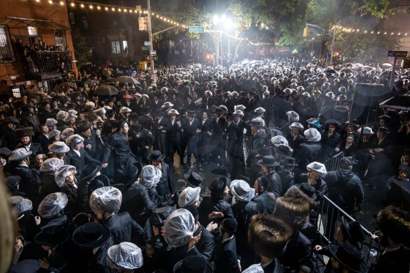 אחים לעטשווסקי, הלל ליכטענשטיין ושלמה ב.
