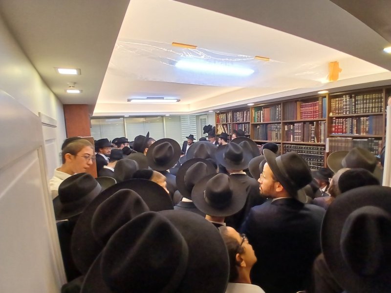שוקי לרר