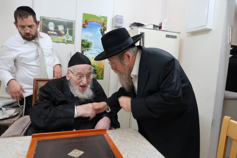 שוקי לרר