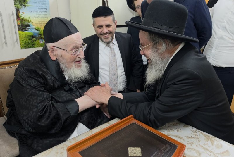 שוקי לרר
