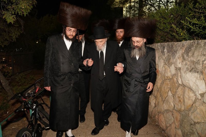 באדיבות המצלם