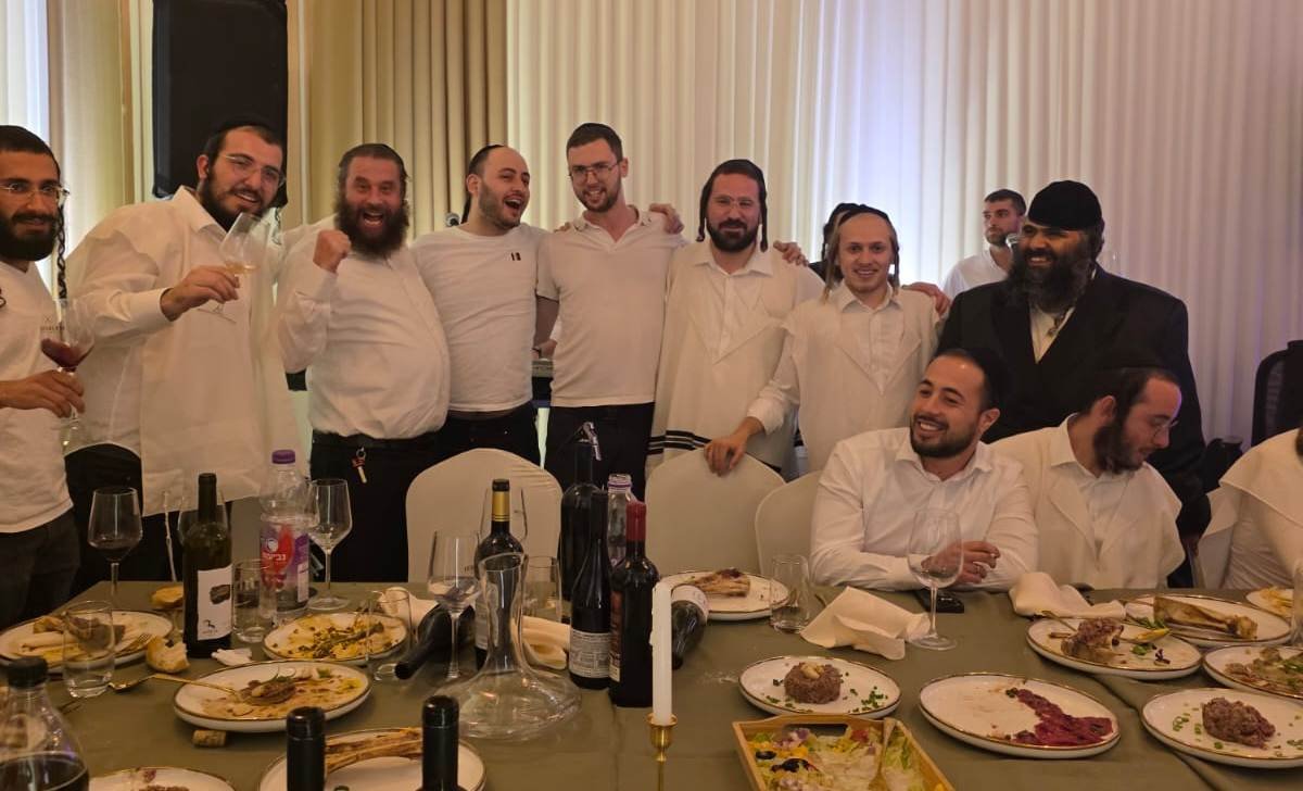 באדיבות המצלם