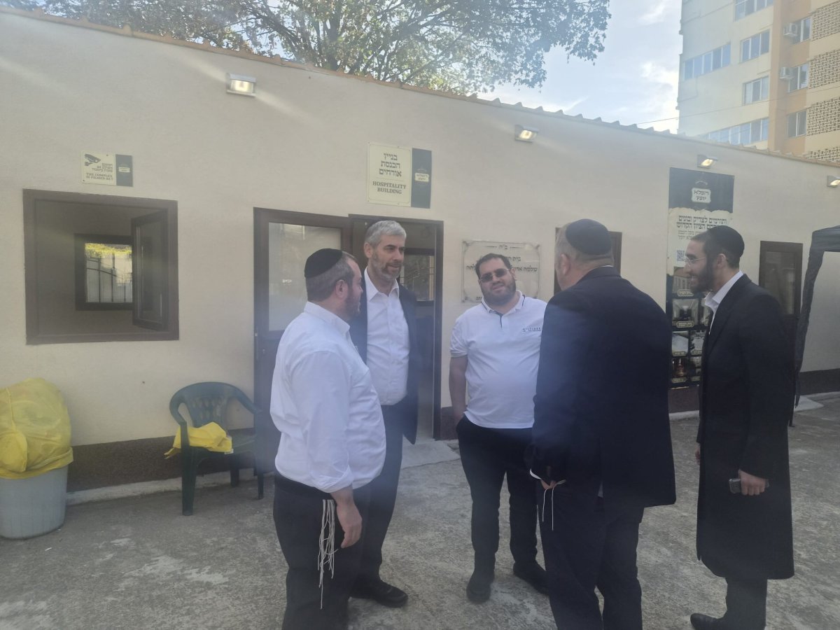 באדיבות המצלם