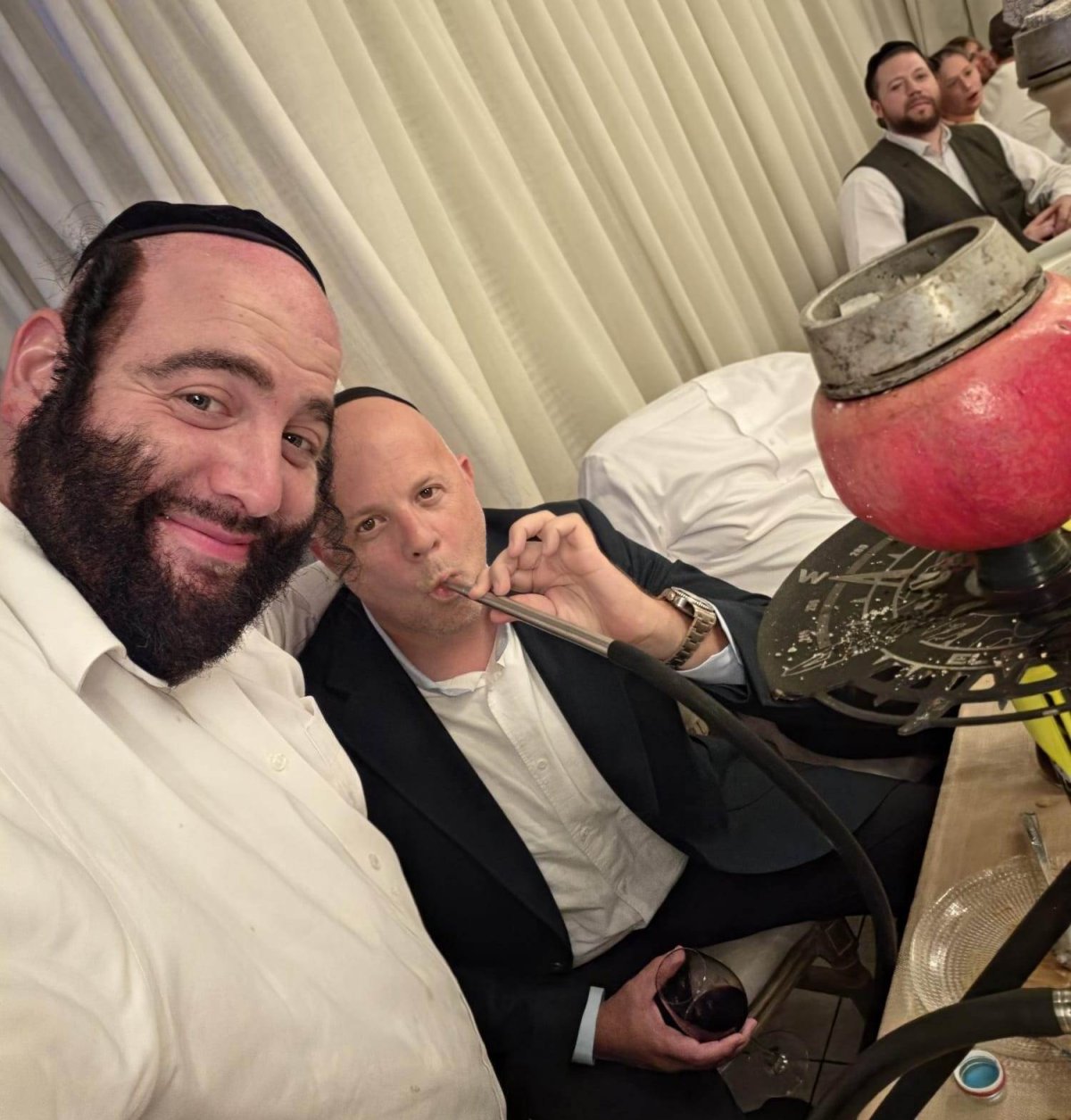 באדיבות המצלם