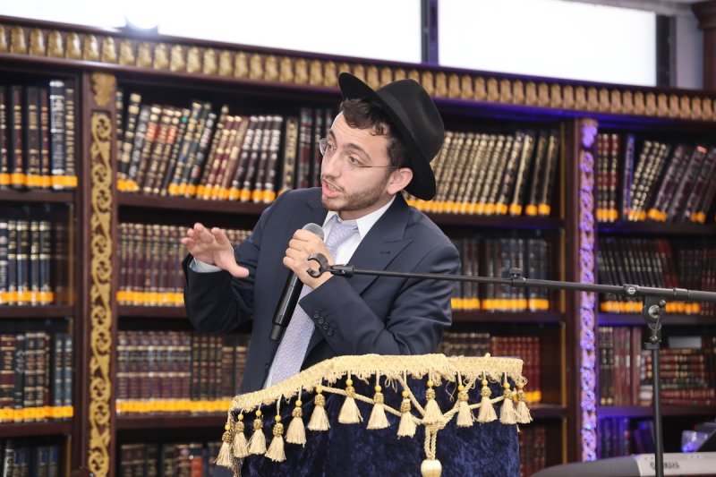 נועם אליהו