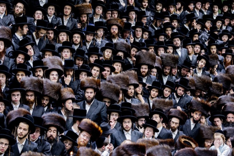 אברומי בלום, אחים לאנטשעווסקי, אייזיק ג. ואייזיק י.