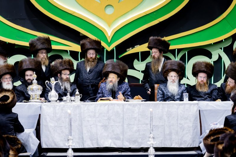 אברומי בלום, אחים לאנטשעווסקי, אייזיק ג. ואייזיק י.