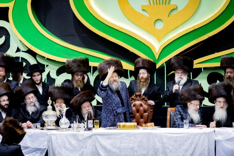 אברומי בלום, אחים לאנטשעווסקי, אייזיק ג. ואייזיק י.