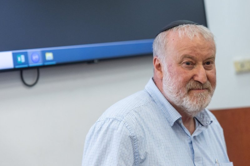 חיים גולדברג, פלאש 90