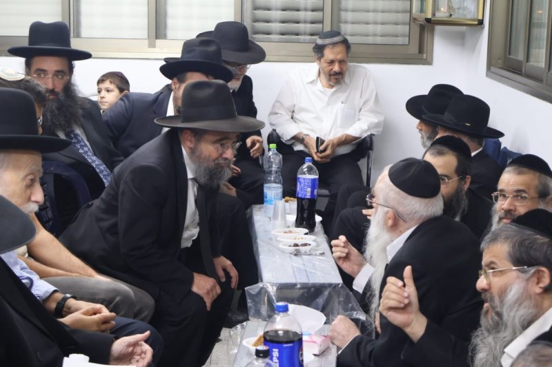 באדיבות המצלם