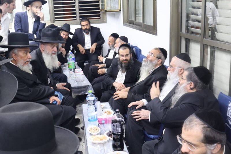 באדיבות המצלם