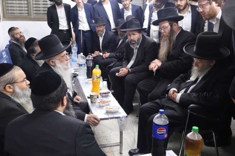 באדיבות המצלם