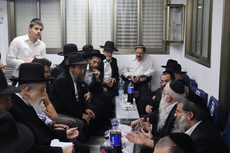 באדיבות המצלם