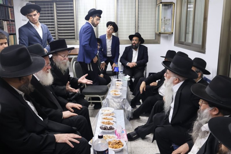 באדיבות המצלם
