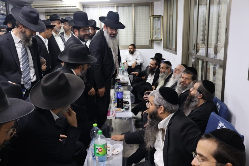 באדיבות המצלם