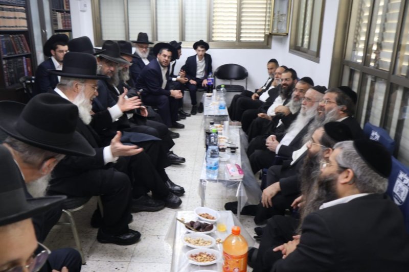 באדיבות המצלם