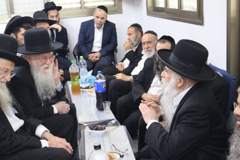 באדיבות המצלם