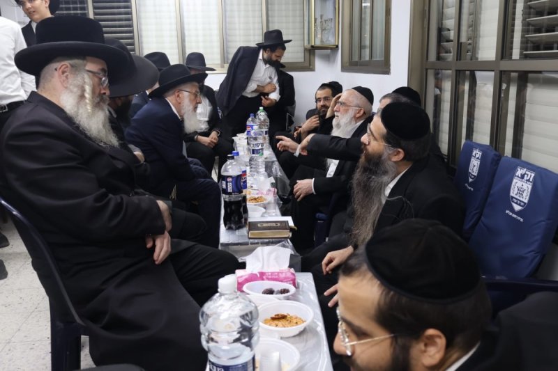 באדיבות המצלם