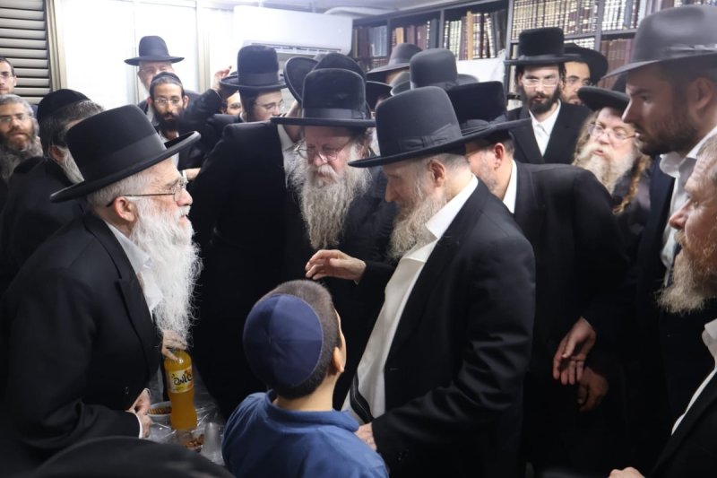 באדיבות המצלם