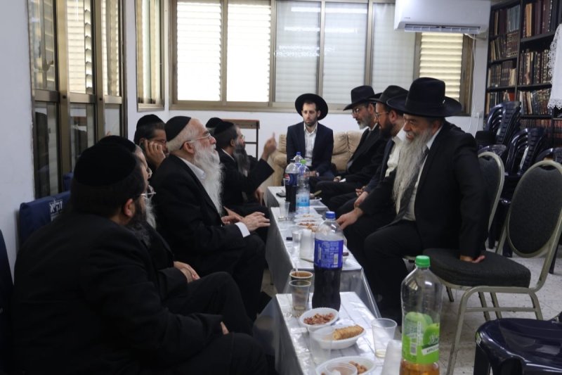 באדיבות המצלם