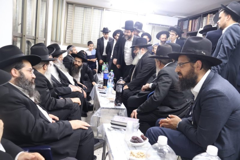 באדיבות המצלם