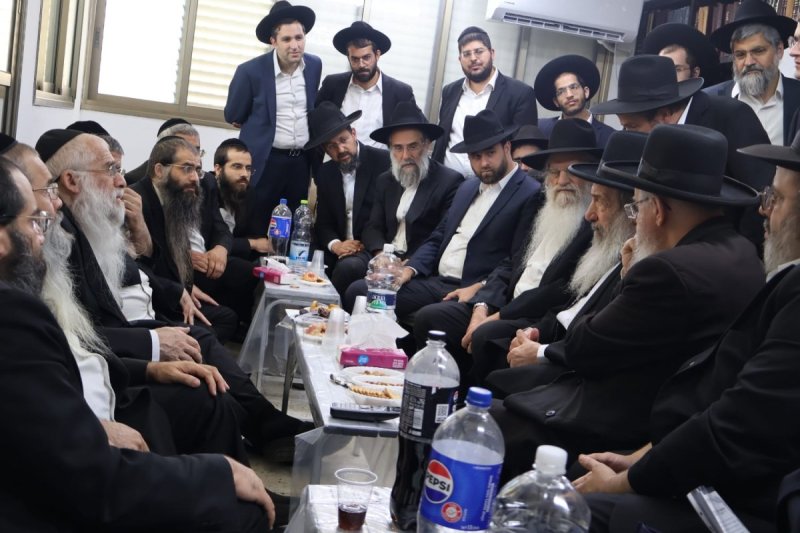 באדיבות המצלם