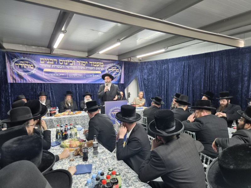 באדיבות המצלם