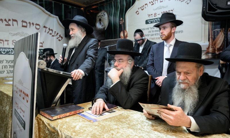 200 אברכים ה'ממשיכים' של שר התורה חגגו את סיום חצי הש"ס