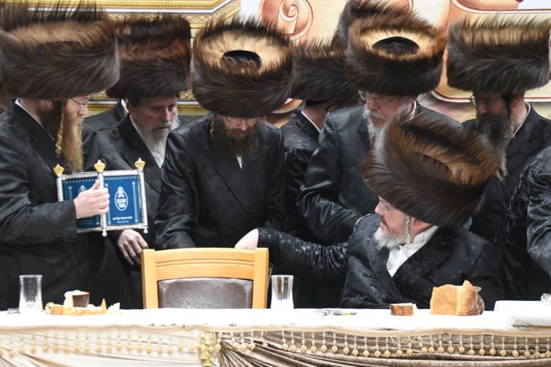 אנשיל בעק