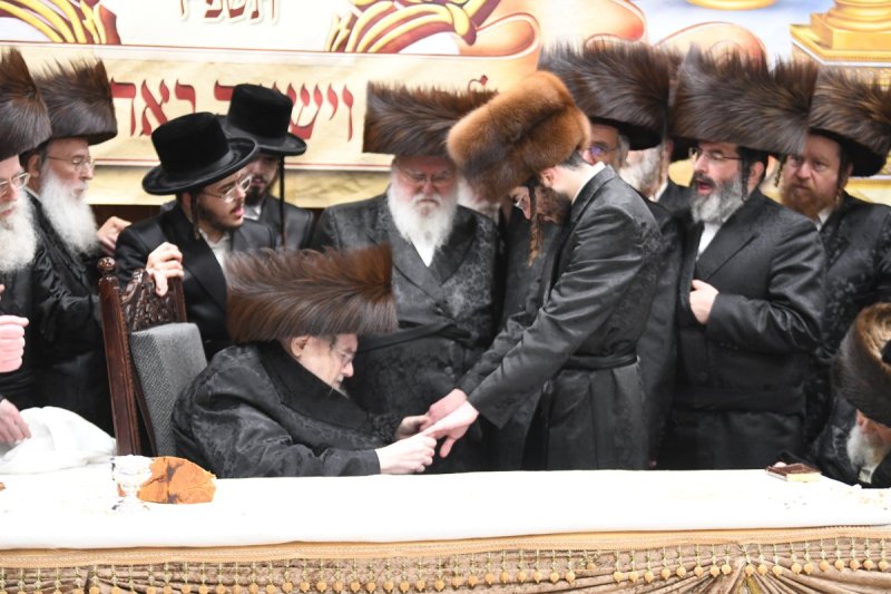 אנשיל בעק