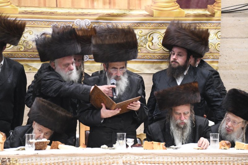 אנשיל בעק