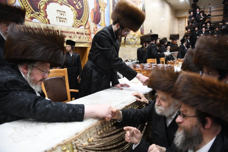 אנשיל בעק