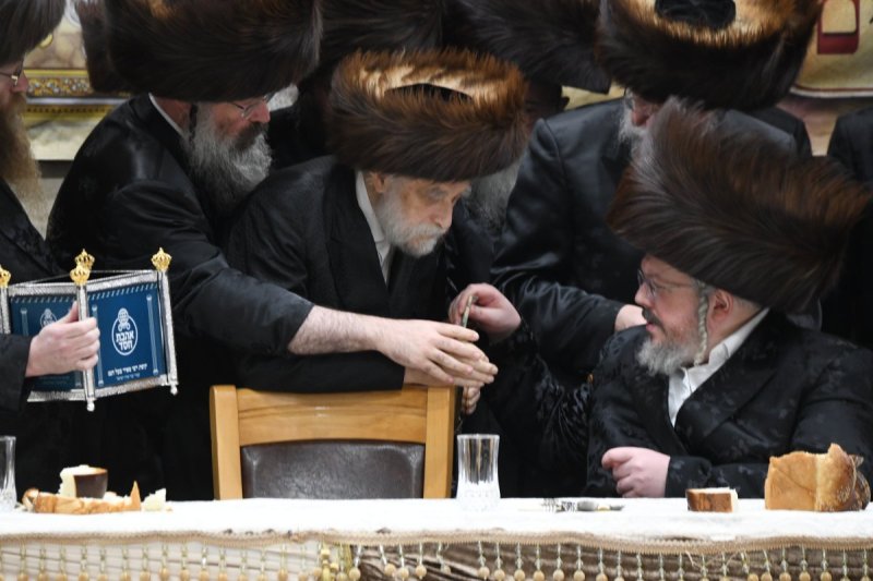 אנשיל בעק