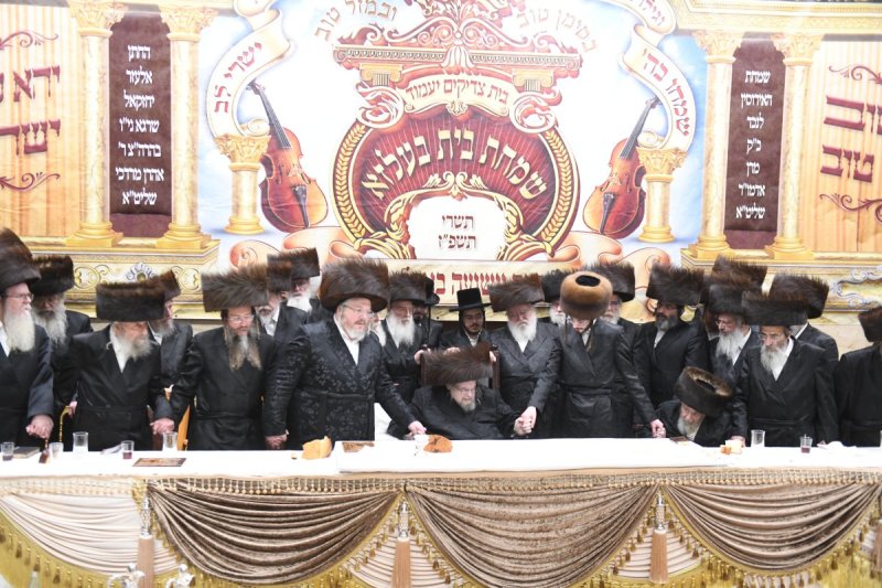 אנשיל בעק