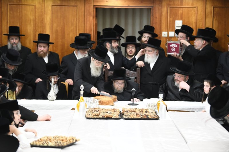 אנשיל בעק