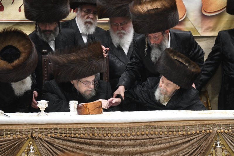 אנשיל בעק