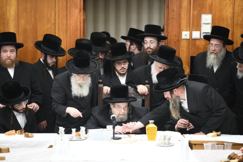 אנשיל בעק