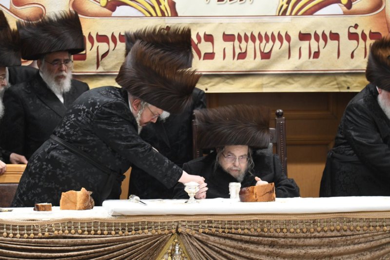 אנשיל בעק