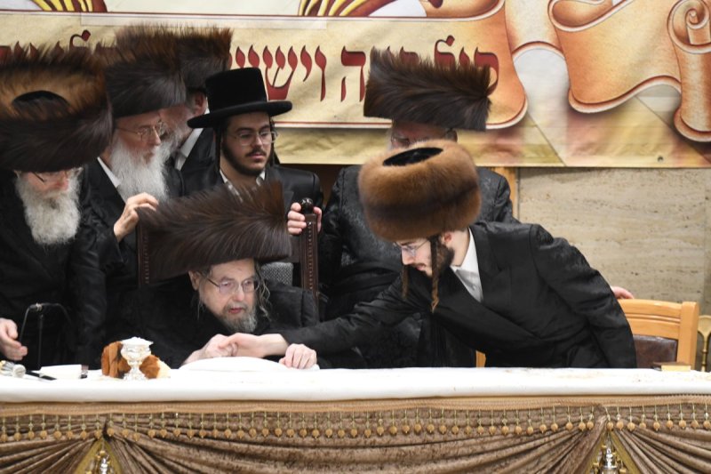 אנשיל בעק