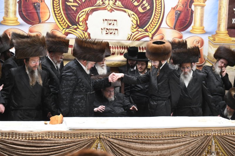 אנשיל בעק