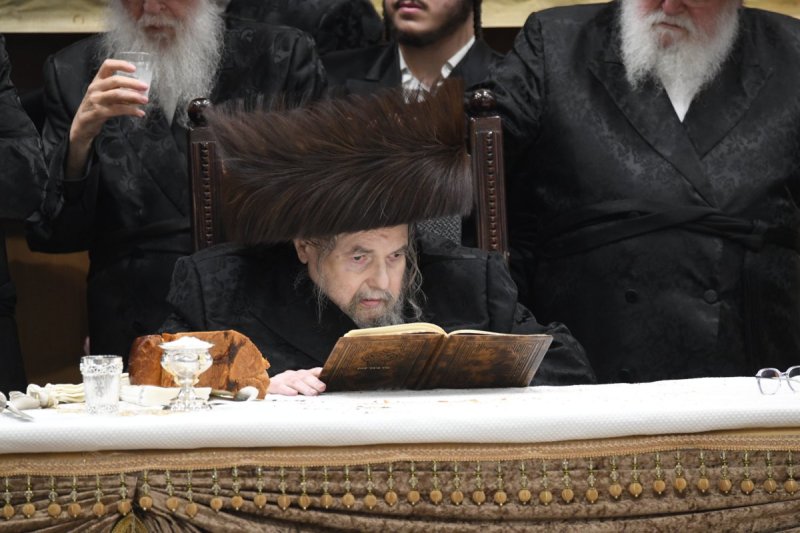 אנשיל בעק