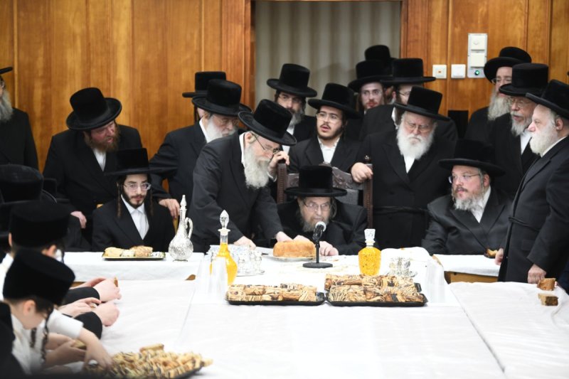 אנשיל בעק