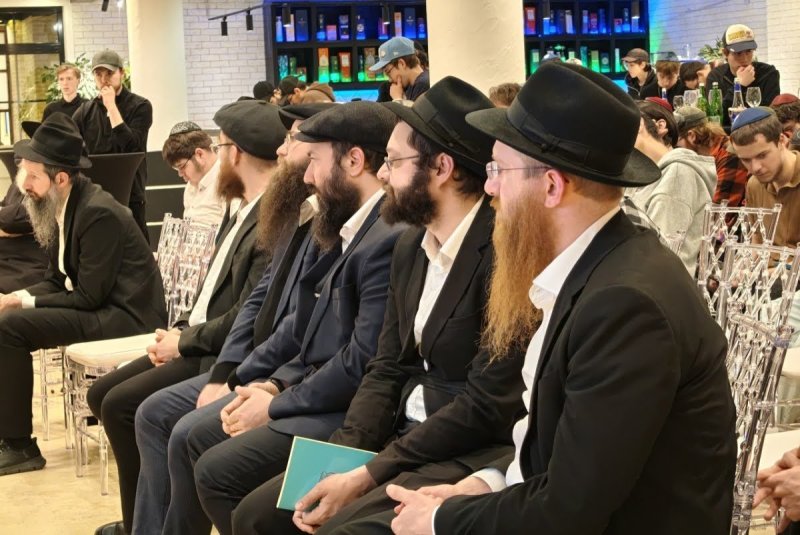 לוי נזארוב