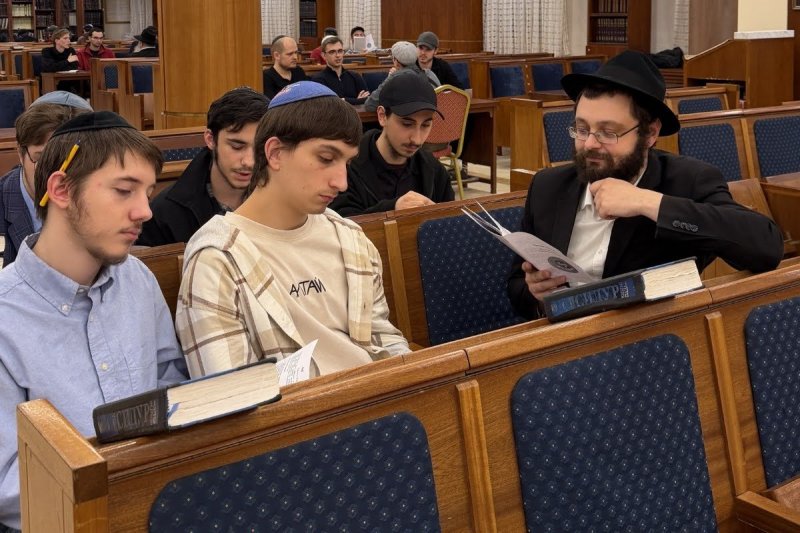 לוי נזארוב