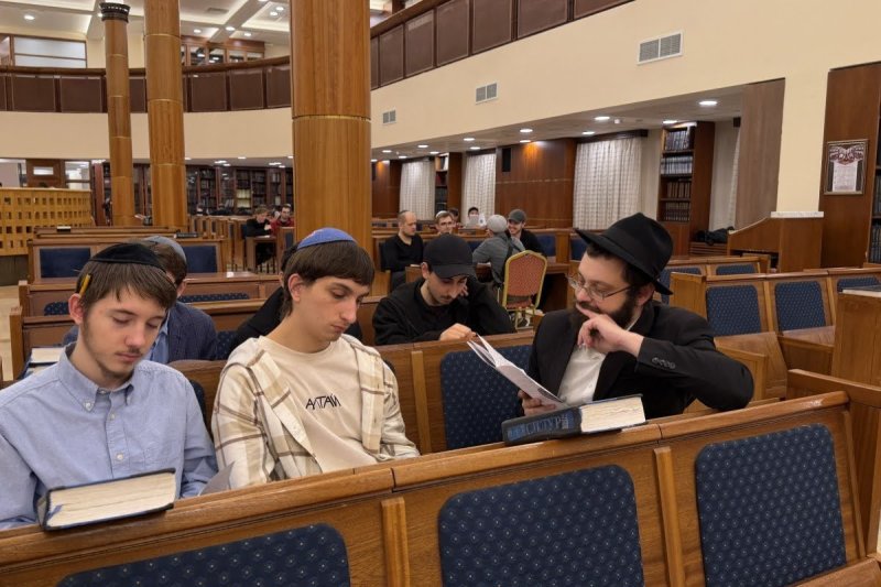 לוי נזארוב