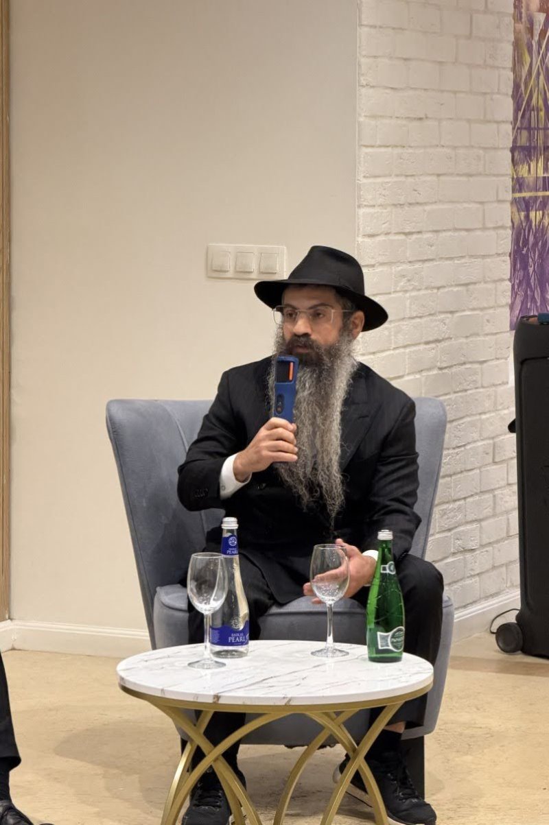 לוי נזארוב