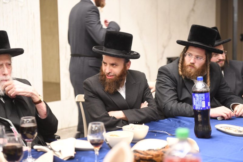 אנשיל בעק